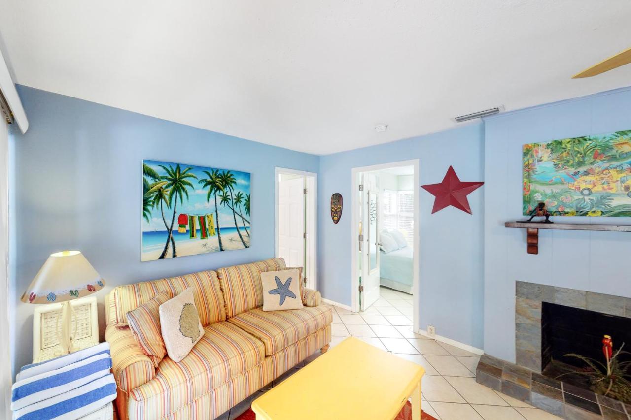 21 Palms Apartment Anna Maria Exterior photo