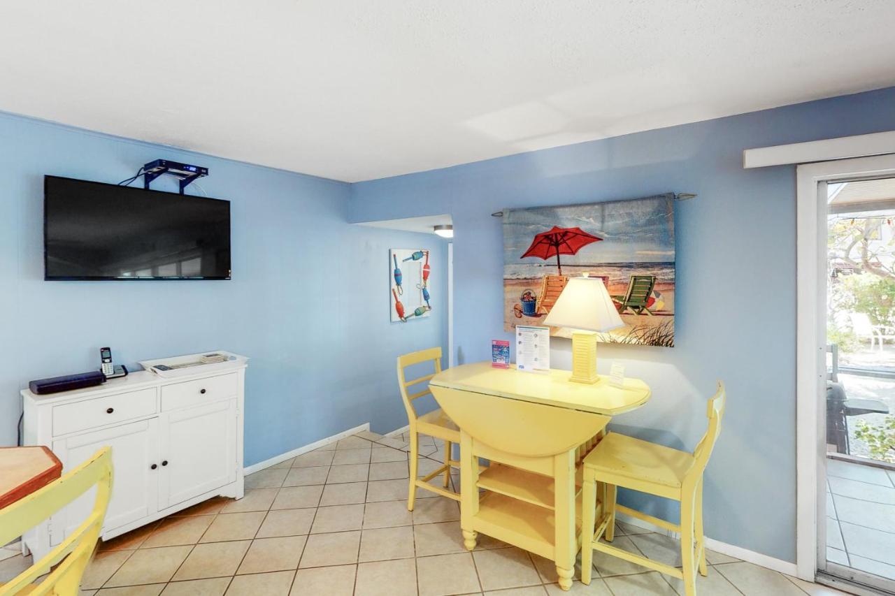 21 Palms Apartment Anna Maria Exterior photo