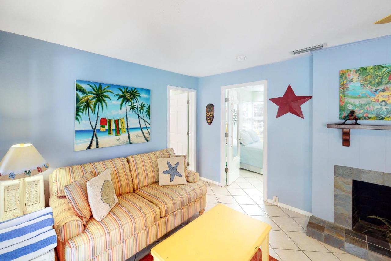 21 Palms Apartment Anna Maria Room photo